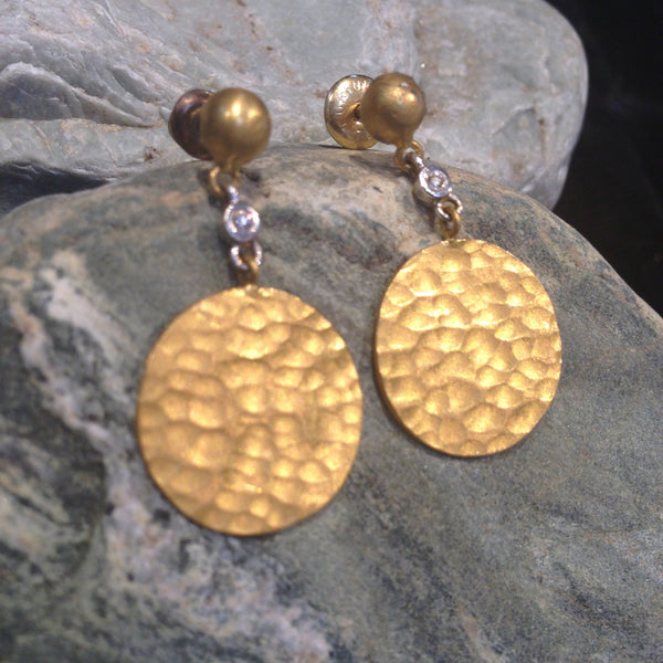 24K White Gold Hammered disk Earrings with Diamonds and White Gold