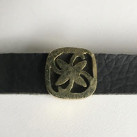 Green Python Leather Bracelet with Green Quartz Stone